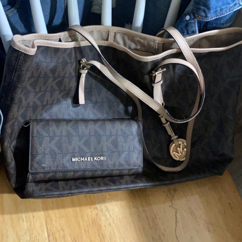 MK logo bag and wallet with gold detail